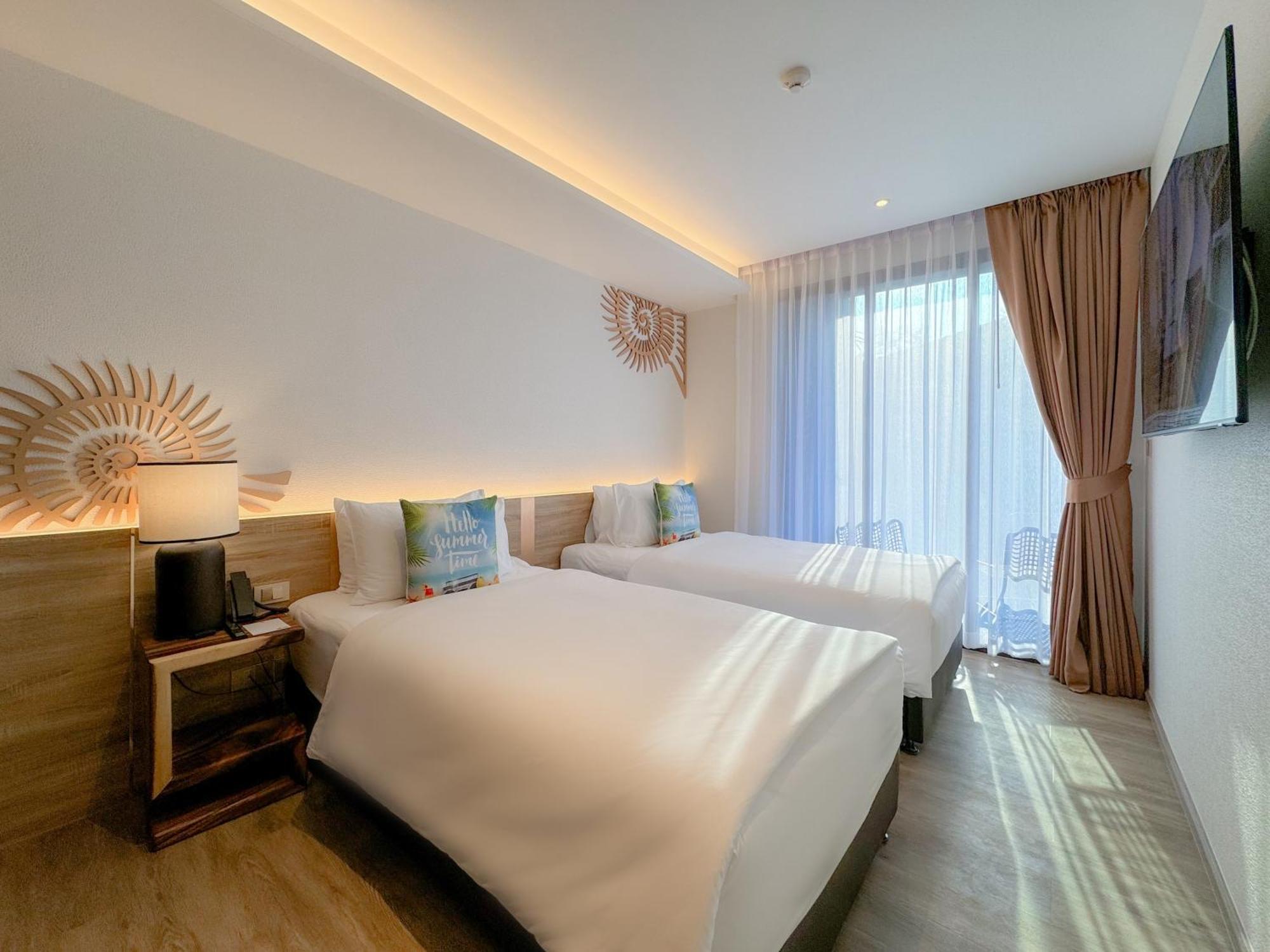 The Marin Phuket Kamala Beach Eksteriør billede